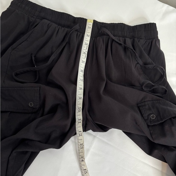 Torrid Relaxed Fit Jogger Stretch Challis Mid-Rise Cargo Pocket Pant size 1X - Picture 9 of 10